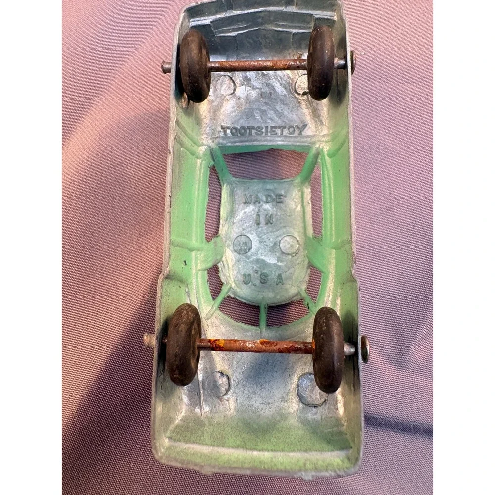 Tootsietoy vintage diecast